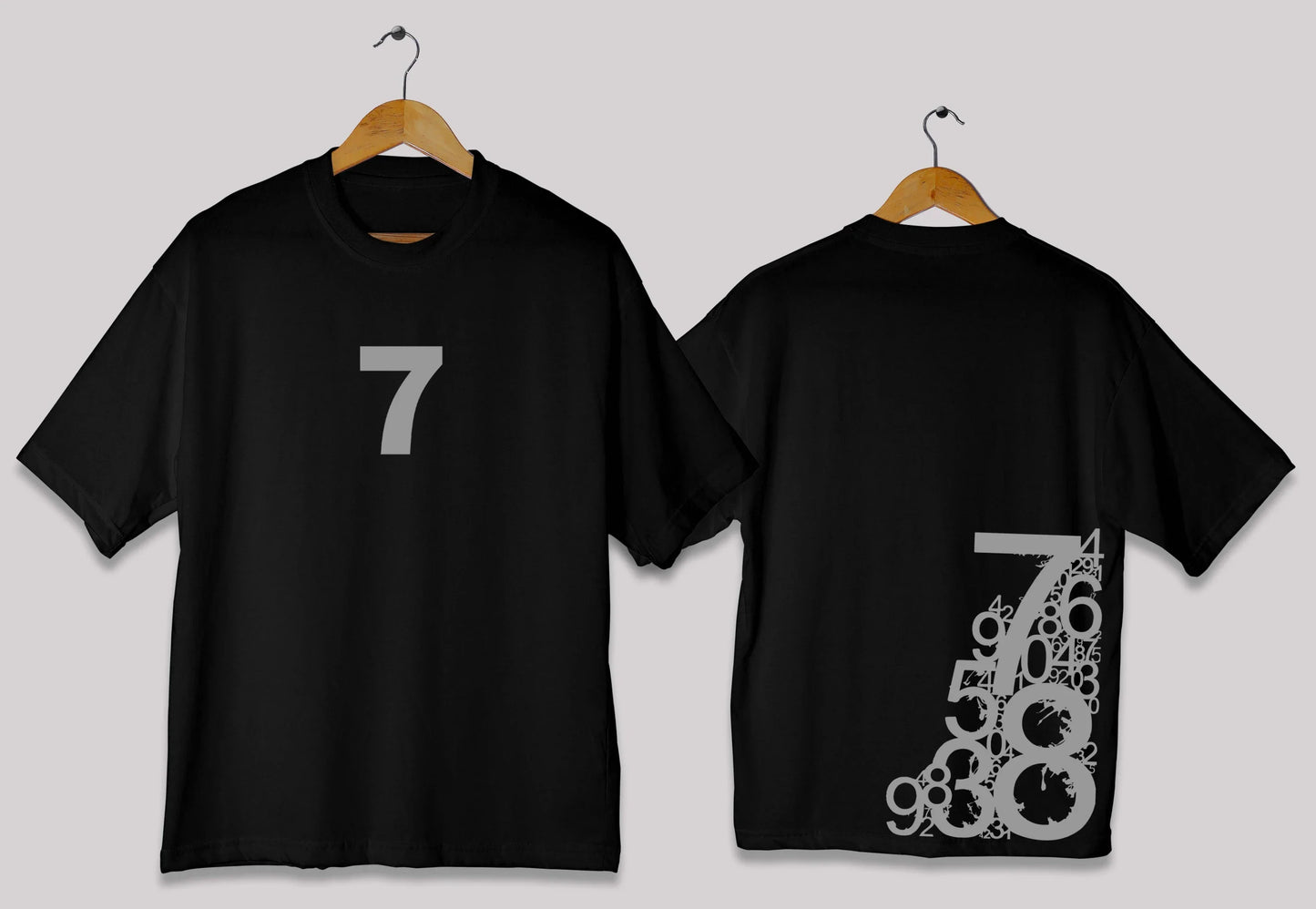 Minimal number 7 oversized t-shirt in black color for men and women in Pakistan with modern number print